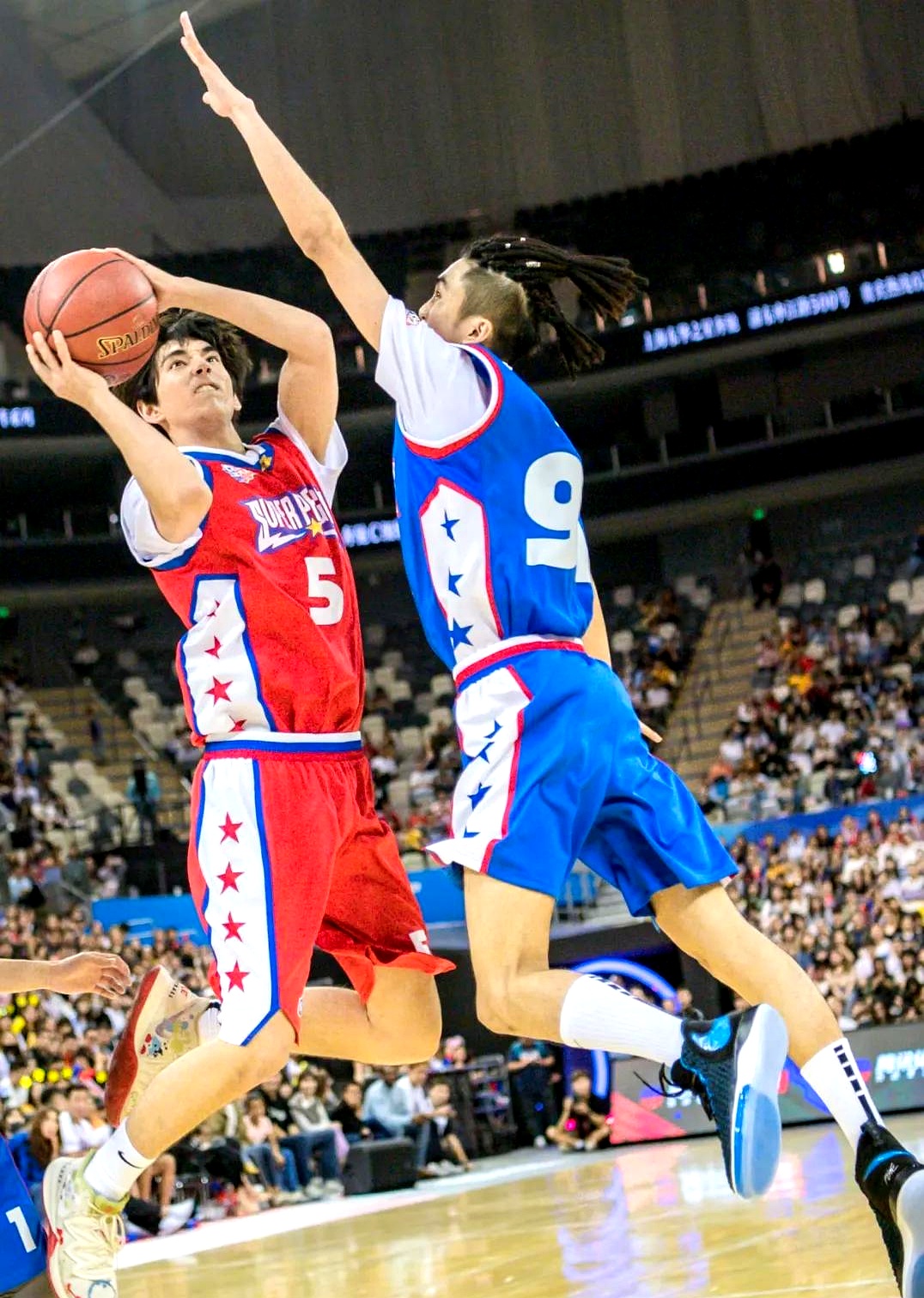 篮球大赛中球队实力悬殊,强弱对决 篮球大赛中球队实力悬殊,强弱对决