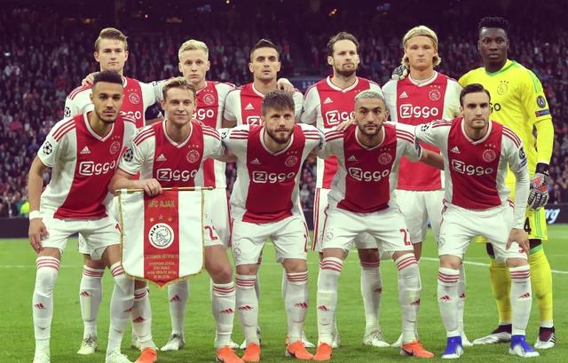 阿贾克斯再次晋级，欧冠惊艳表现