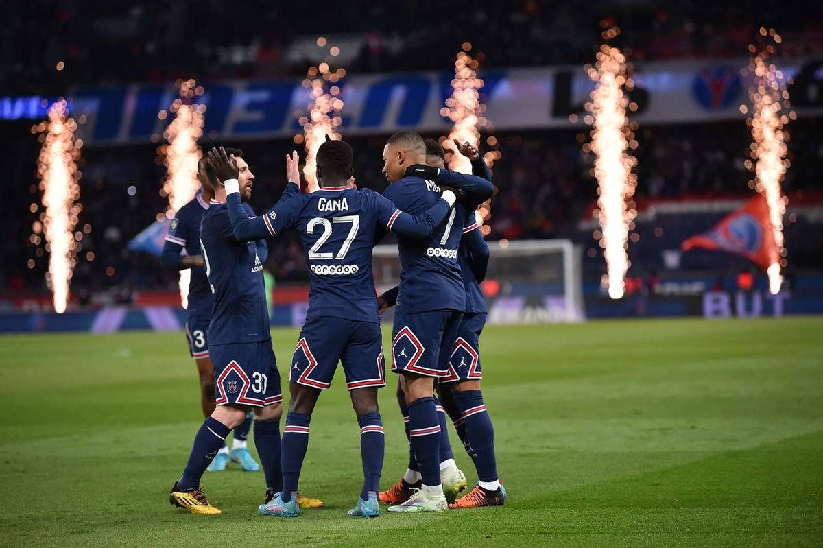 卡利亚里全员备战，冲击胜利