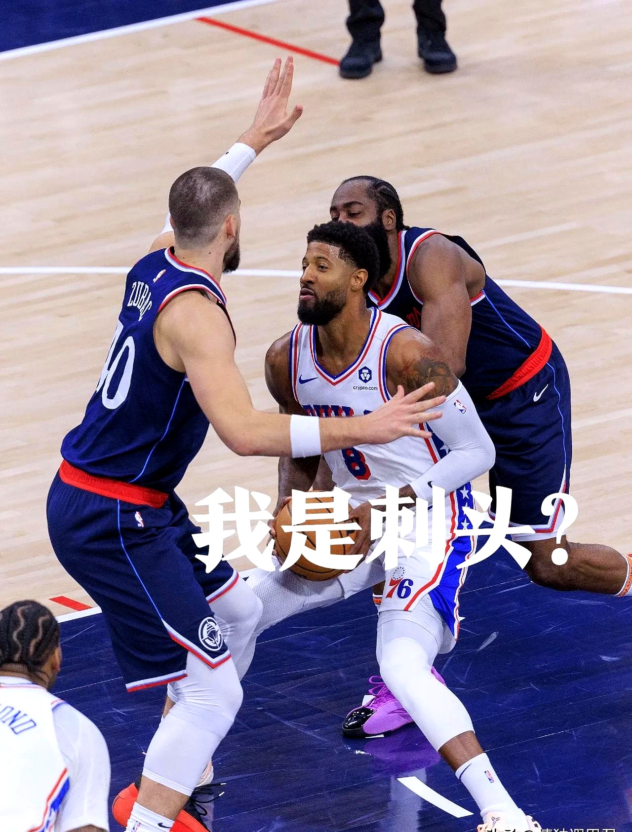 包含快船遭遇独行侠逆转，半场领先分最终失利的词条