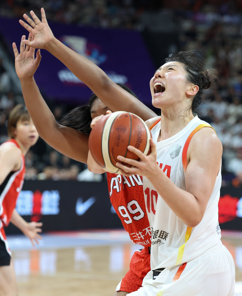 包含亚洲明星篮球赛掀起狂潮,球迷热情观战的词条 包含亚洲明星篮球赛掀起狂潮,球迷热情观战的词条