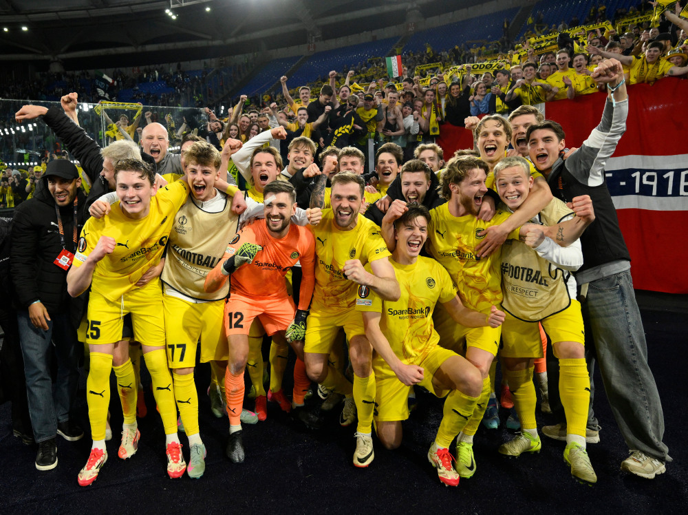 包含拉脱维亚足协举办足球节日,吸引众多球迷的词条 包含拉脱维亚足协举办足球节日,吸引众多球迷的词条