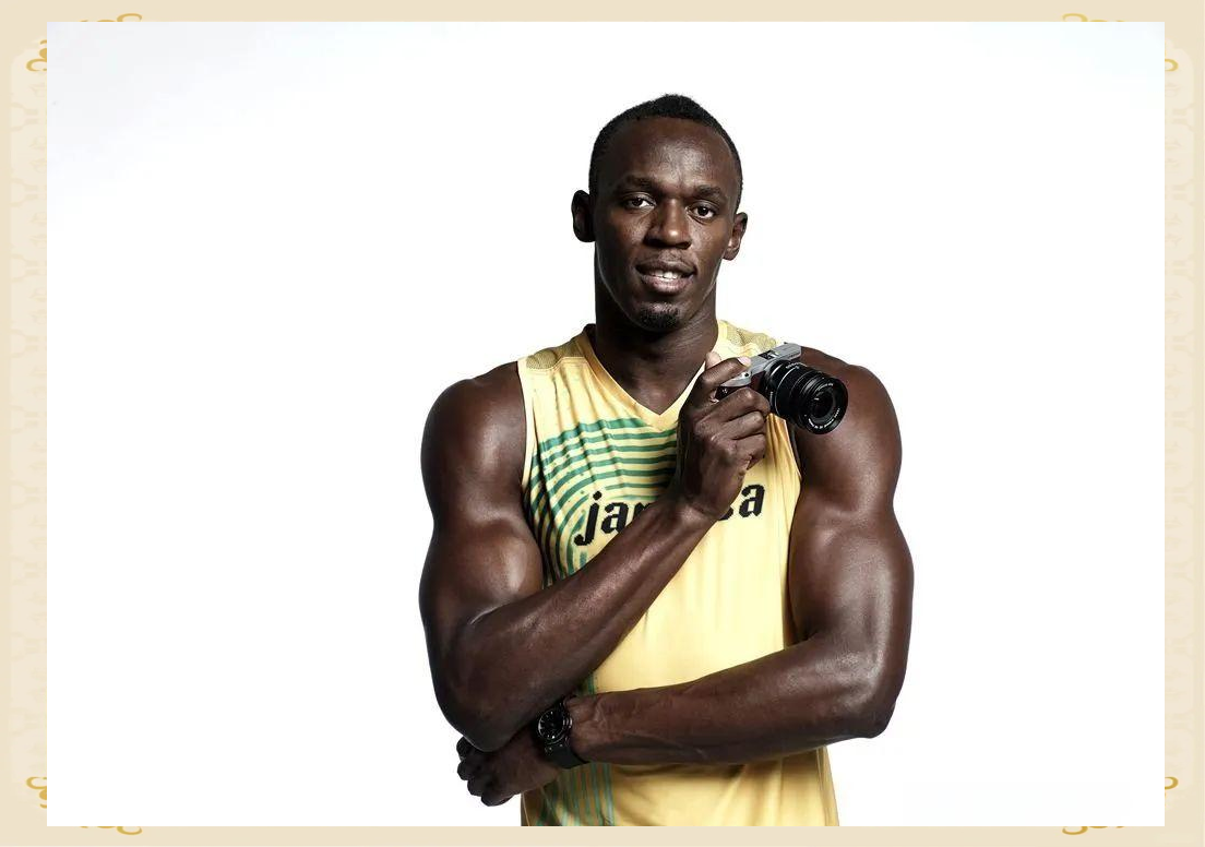 包含牙买加足球明星被誉为球场新秀的词条