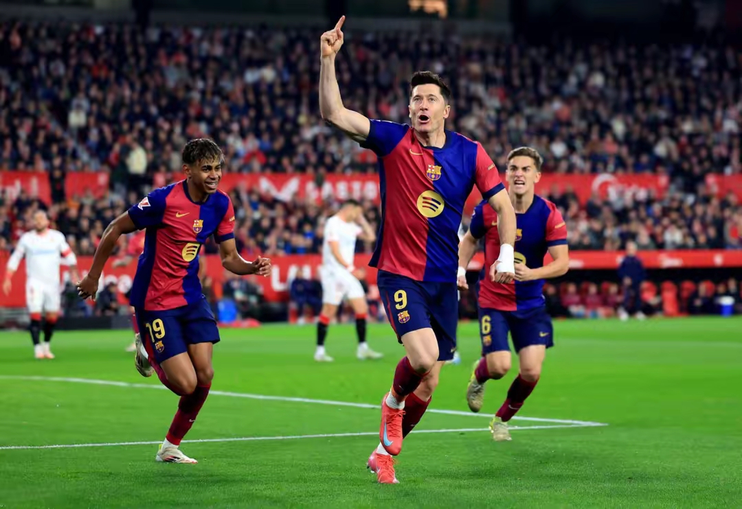 巴萨将与格拉纳达展开争夺胜利的较量 巴萨将与格拉纳达展开争夺胜利的较量