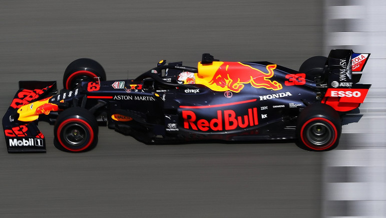 红牛二队碾压阿斯顿马丁,勒克莱尔点燃赛场 红牛二队碾压阿斯顿马丁,勒克莱尔点燃赛场