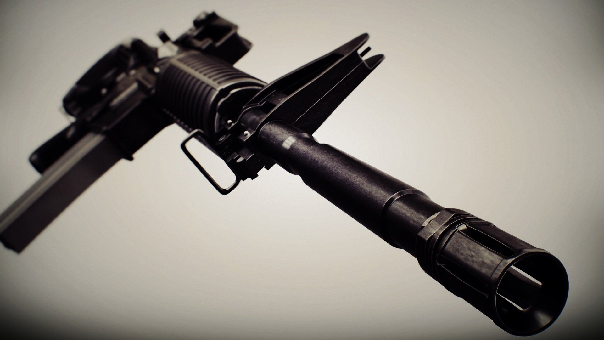 引擎轰鸣与篮球入网,两条孤独赛道上的同一座里程碑