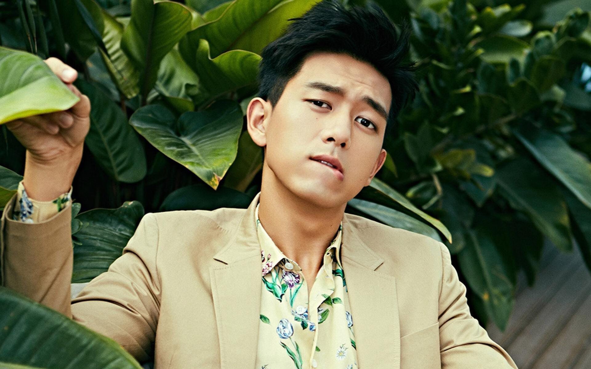 拉文生涯之夜闪耀联盟,国王稳健取胜独行侠